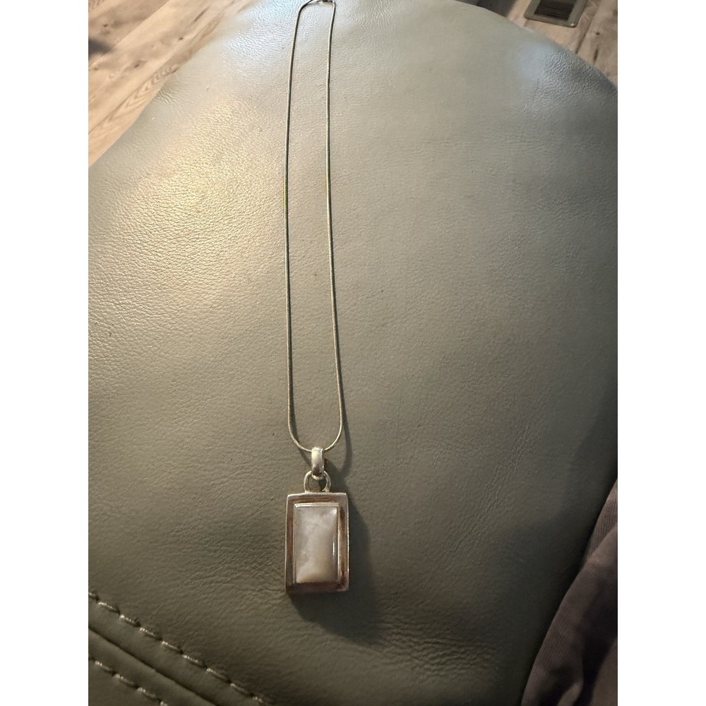 Vintage Sterling Silver Mother Of Pearl Pendant Necklace 18" Chain #440